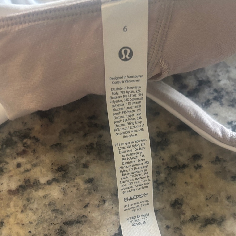 Lululemon Tennis Dress Size 6 Lightweight B/C Support NWT - Picture 9 of 9
